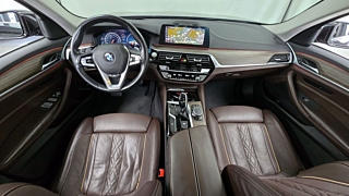 BMW 5-SERIES G30 2019
