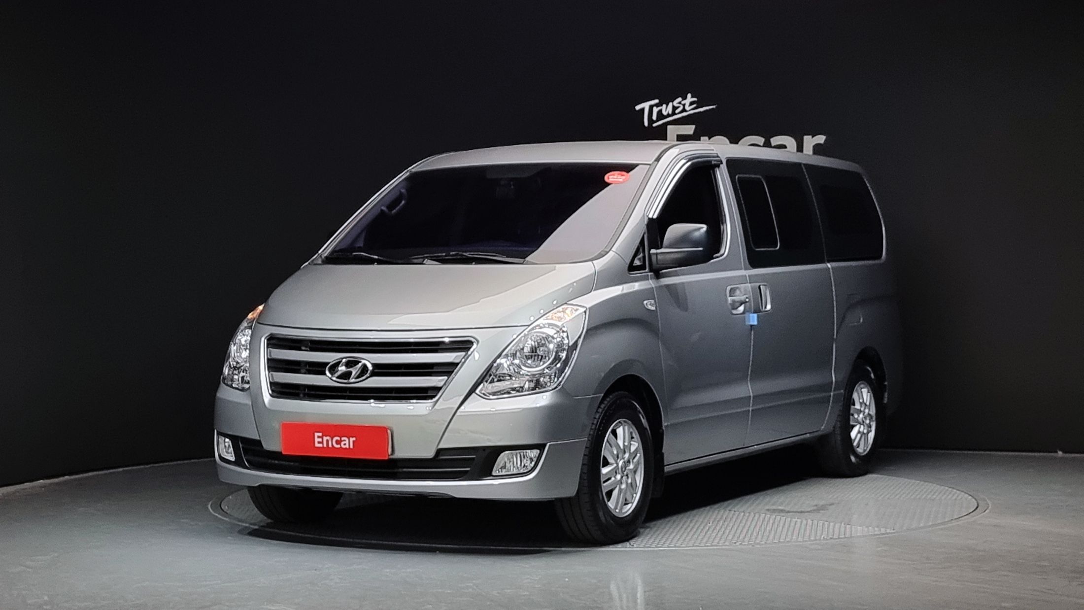 HYUNDAI STAREX GRAND