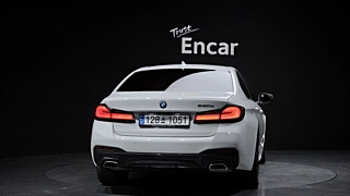 BMW 5-SERIES G30 2023