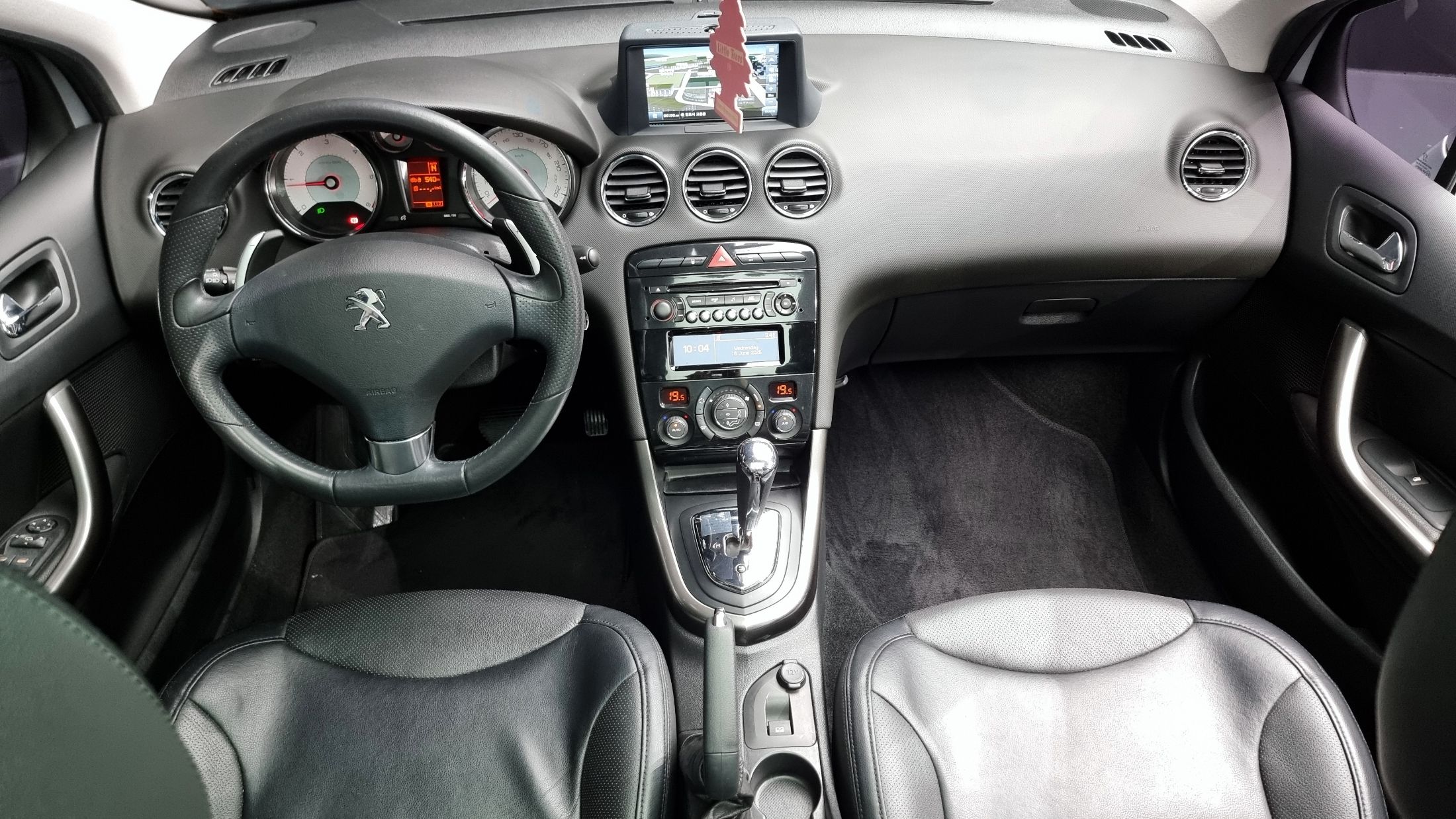 PEUGEOT 308 2012
