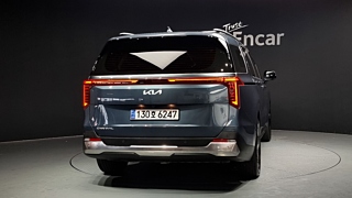 KIA CARNIVAL 2023