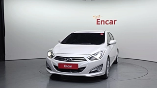 HYUNDAI I40 SALOON  2012