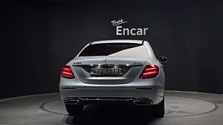 MERCEDES BENZ E-CLASS W213 2018
