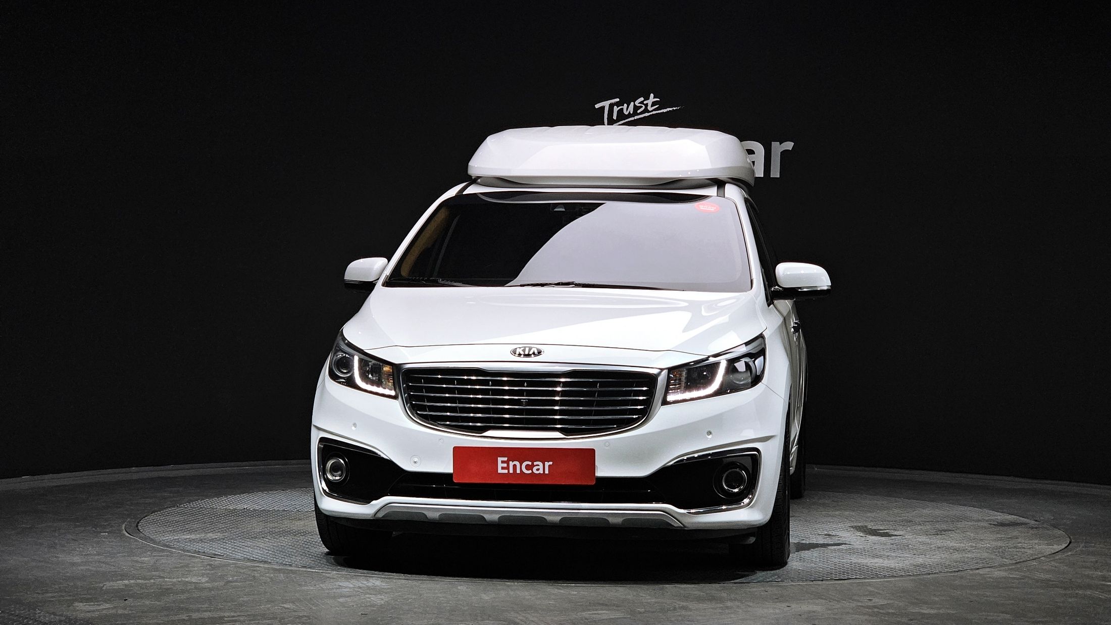 KIA CARNIVAL 2016