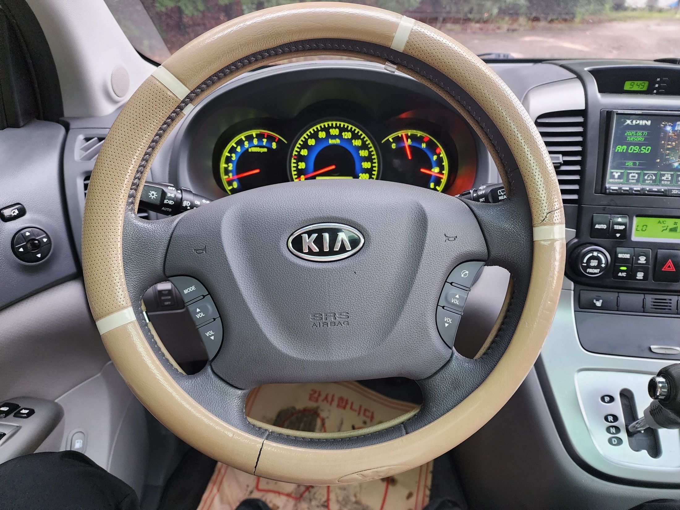 KIA CARNIVAL GRAND 2009