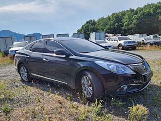 HYUNDAI GRANDEUR HG 2016