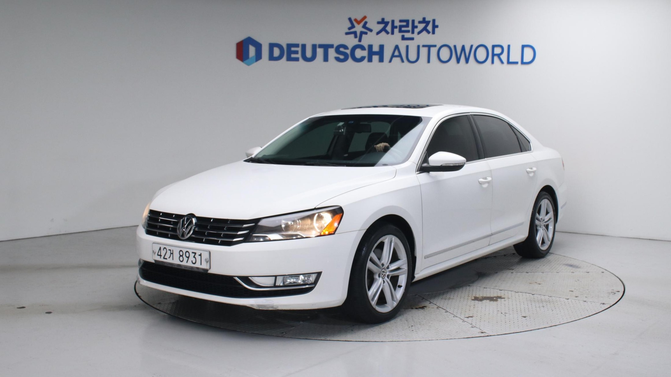 VOLKSWAGEN PASSAT 2015