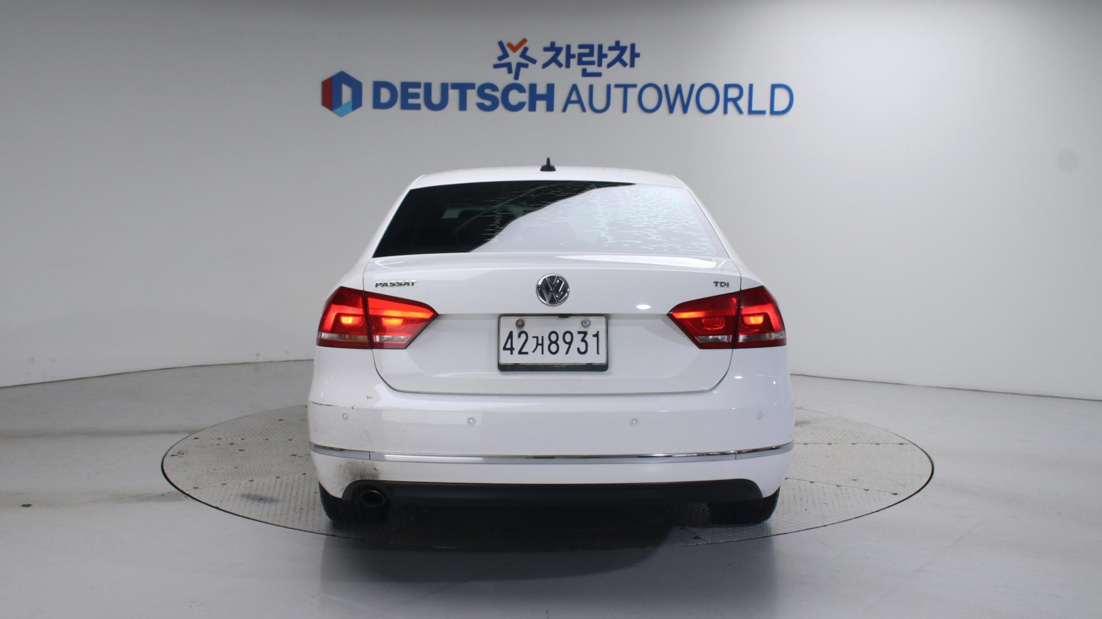 VOLKSWAGEN PASSAT 2015