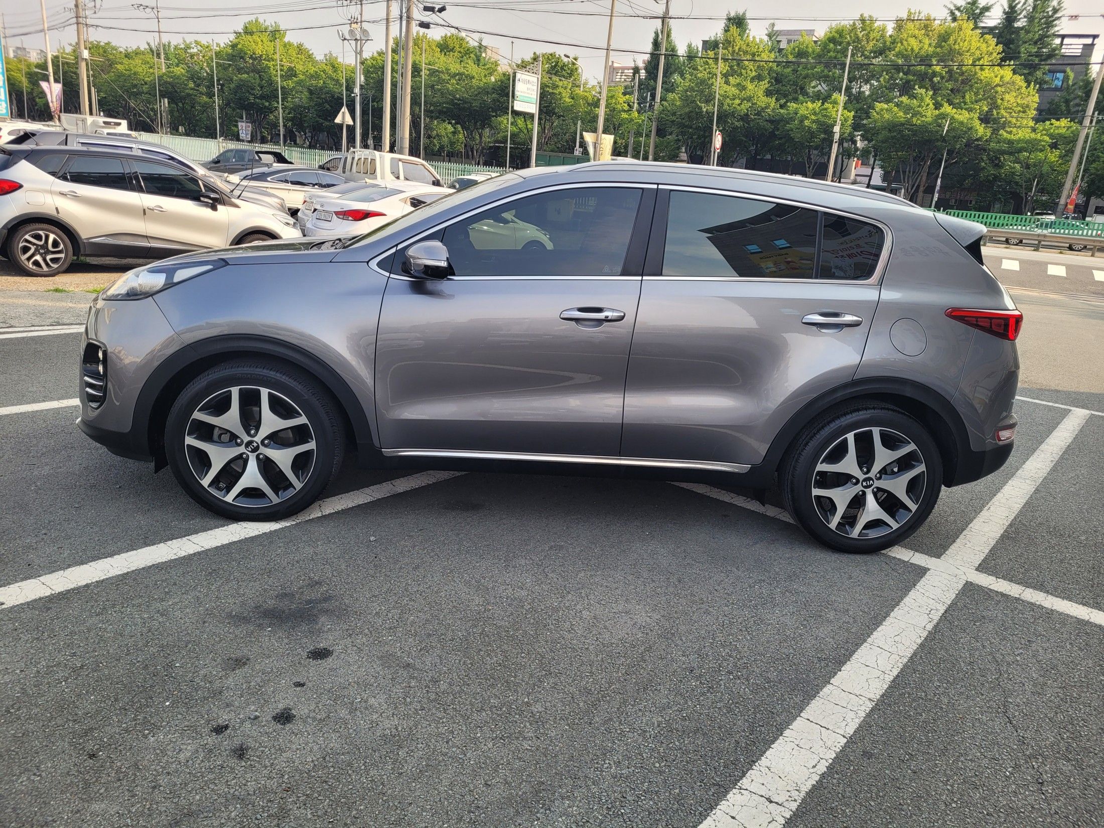 KIA SPORTAGE