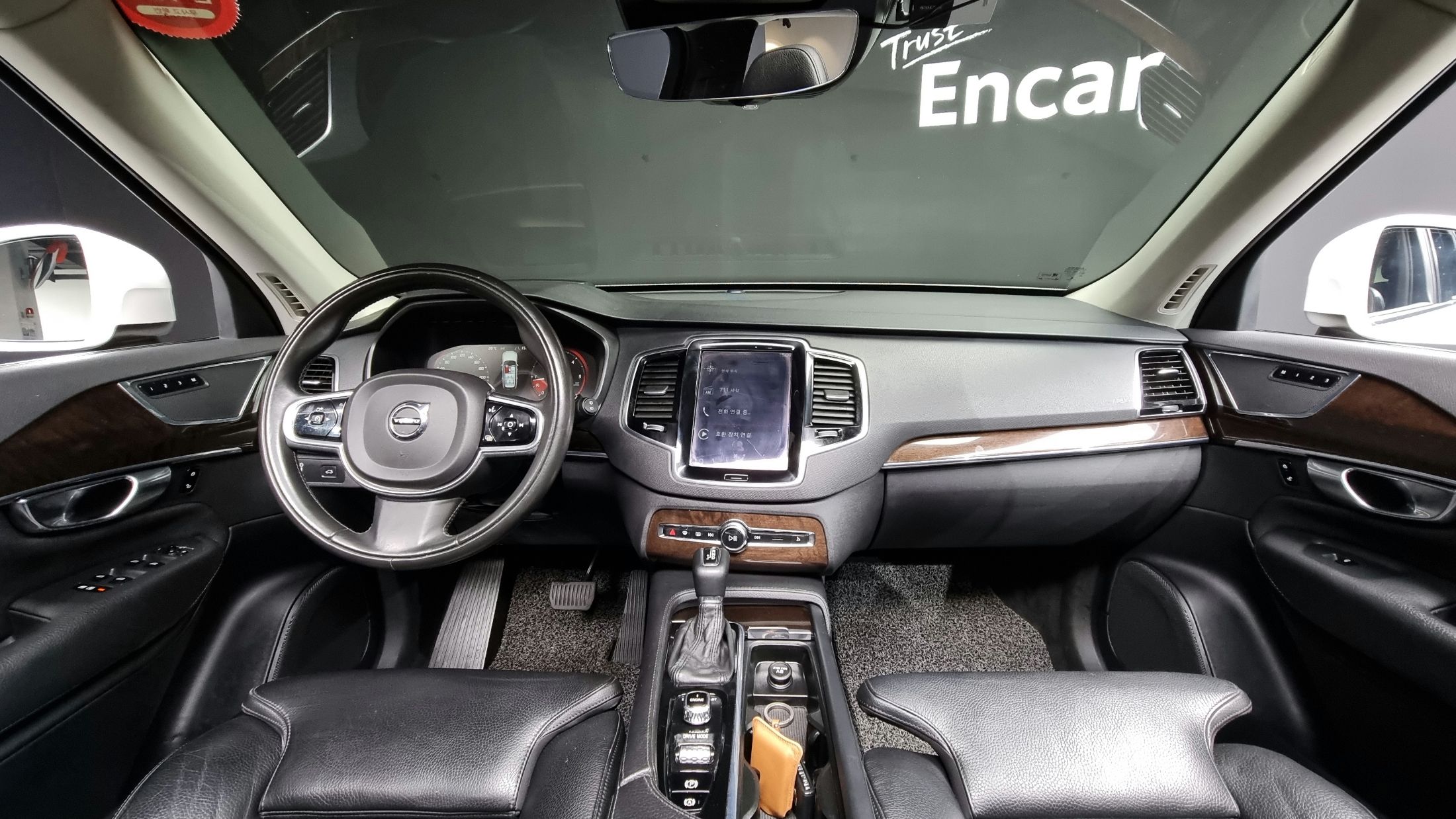 VOLVO XC90 2016