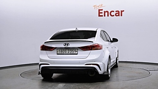HYUNDAI AVANTE AD 2016
