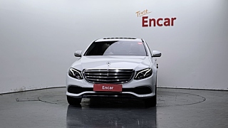 MERCEDES BENZ E-CLASS W213 2016