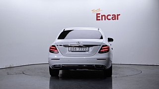 MERCEDES BENZ E-CLASS W213 2016