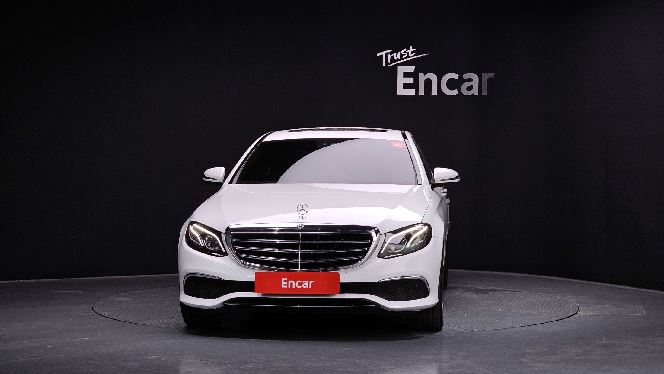 MERCEDES BENZ E-CLASS W213 2020