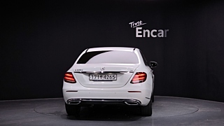 MERCEDES BENZ E-CLASS W213 2020