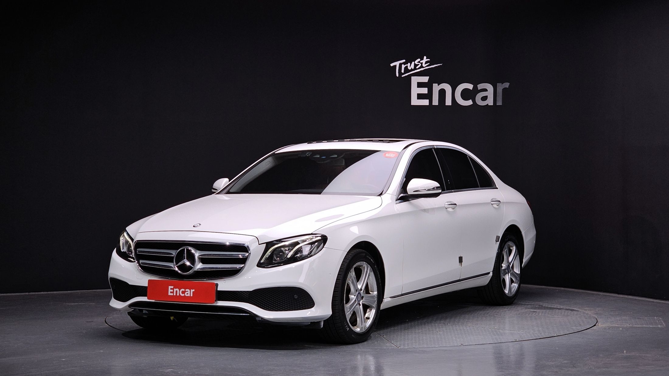 MERCEDES BENZ E-CLASS W213