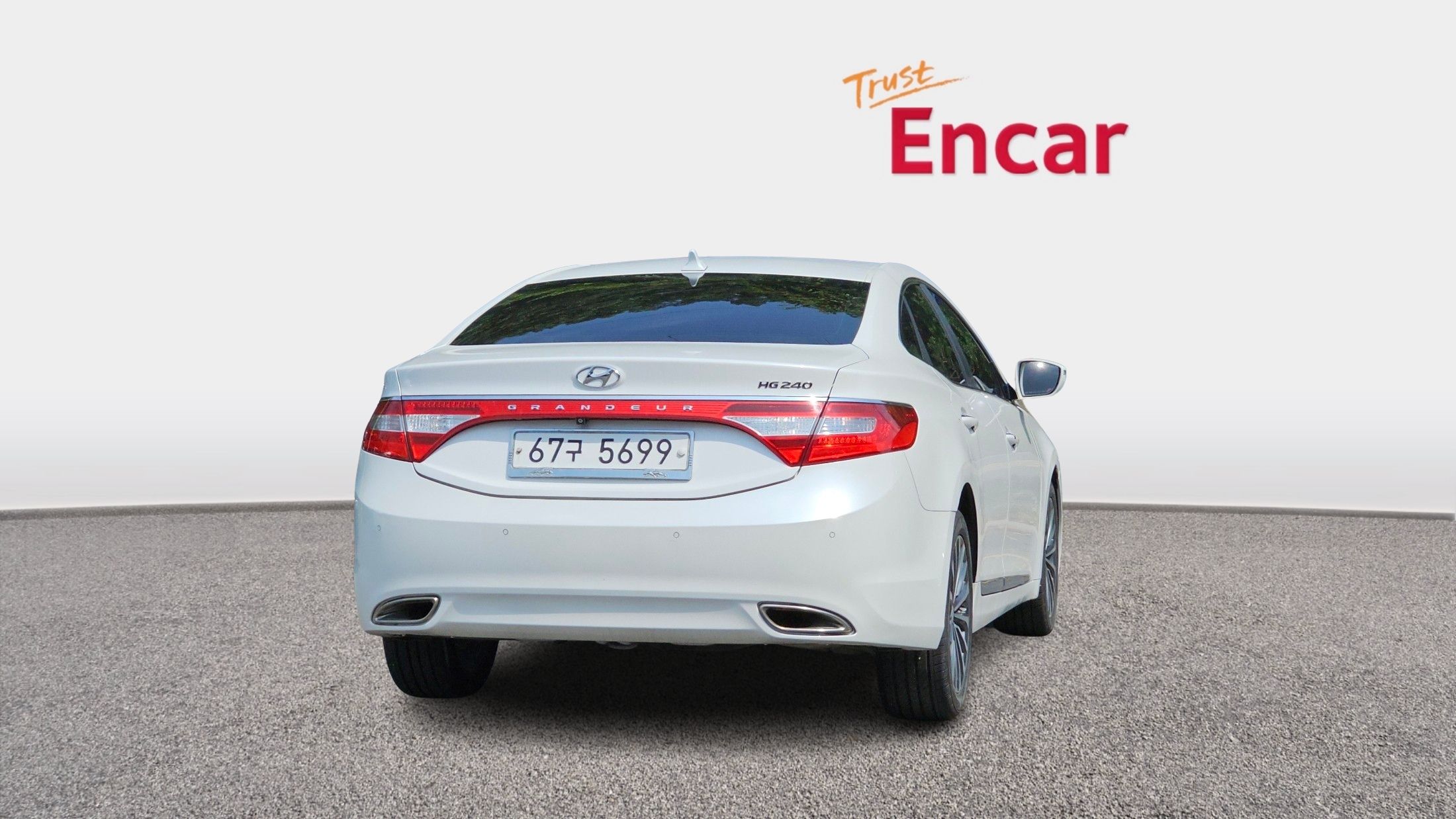 HYUNDAI GRANDEUR HG 2013