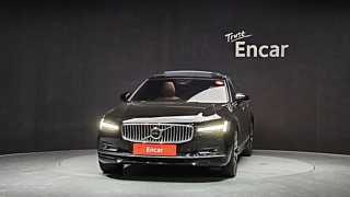 VOLVO S90 2023