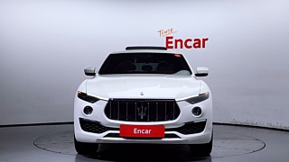 MASERATI LEVANTE 2019