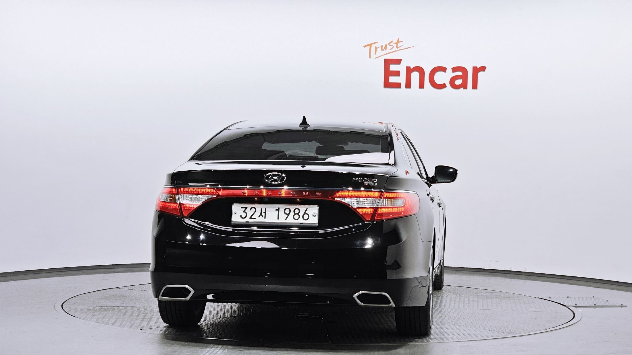 HYUNDAI GRANDEUR HG 2015