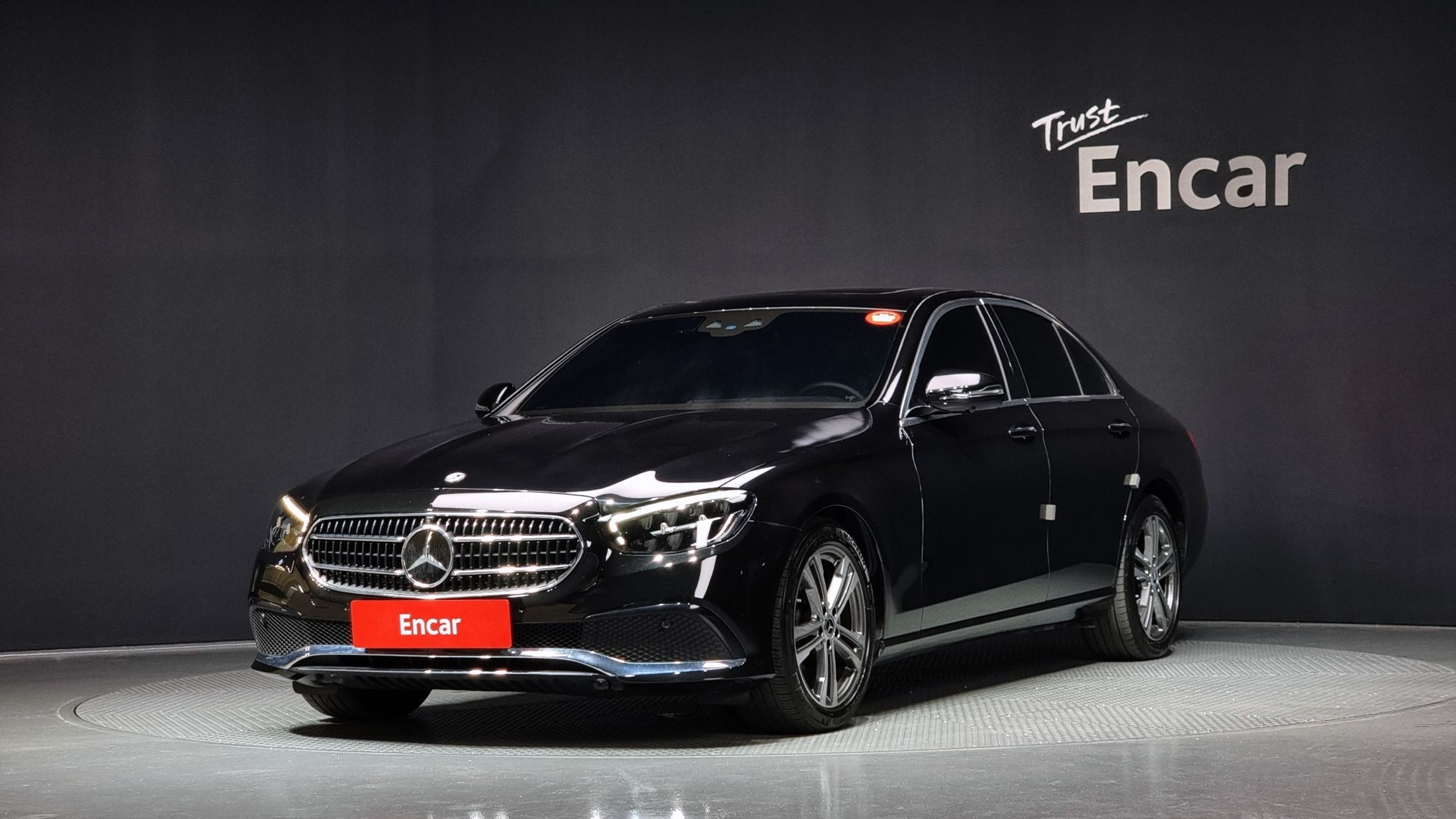 MERCEDES BENZ E-CLASS W213