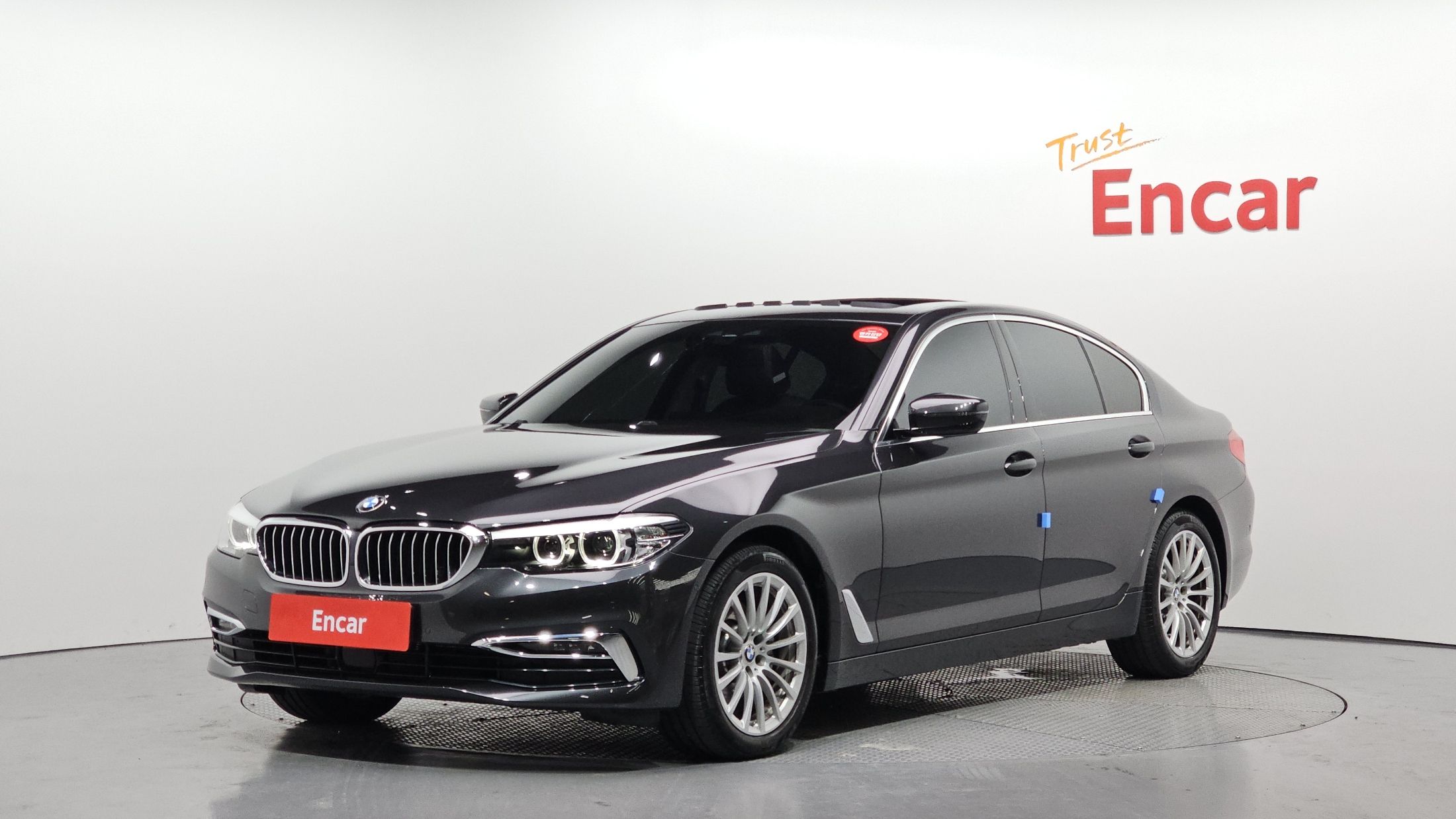 BMW 5-SERIES G30 2020