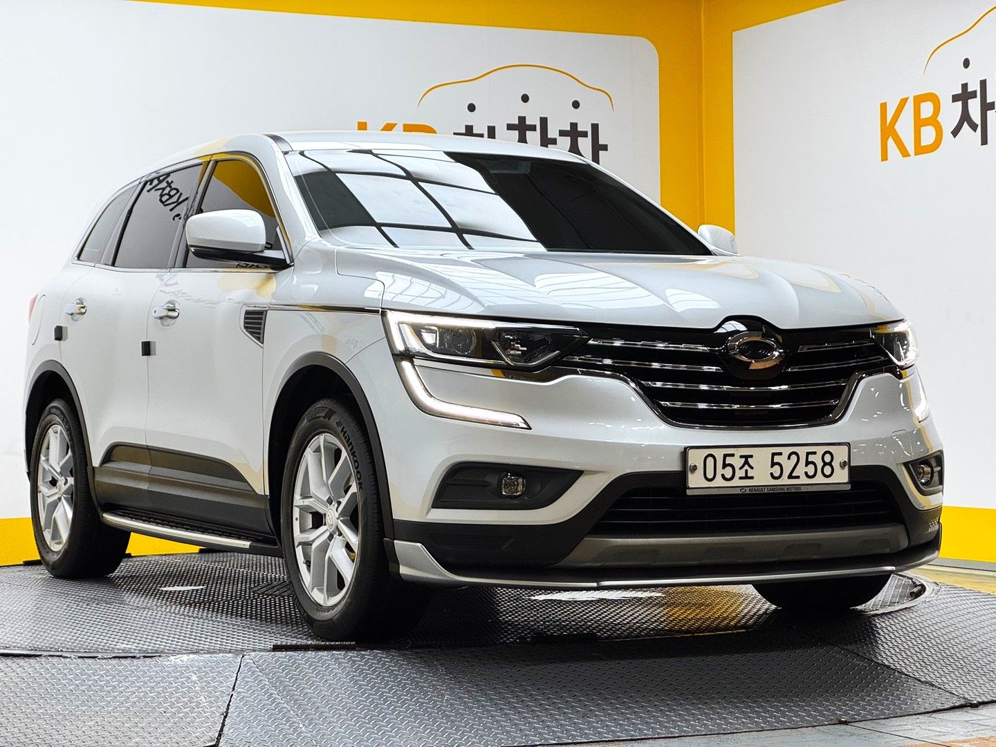 RENAULT SAMSUNG QM6