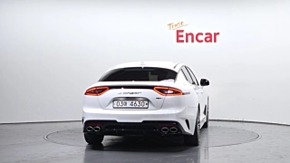 KIA STINGER 2017