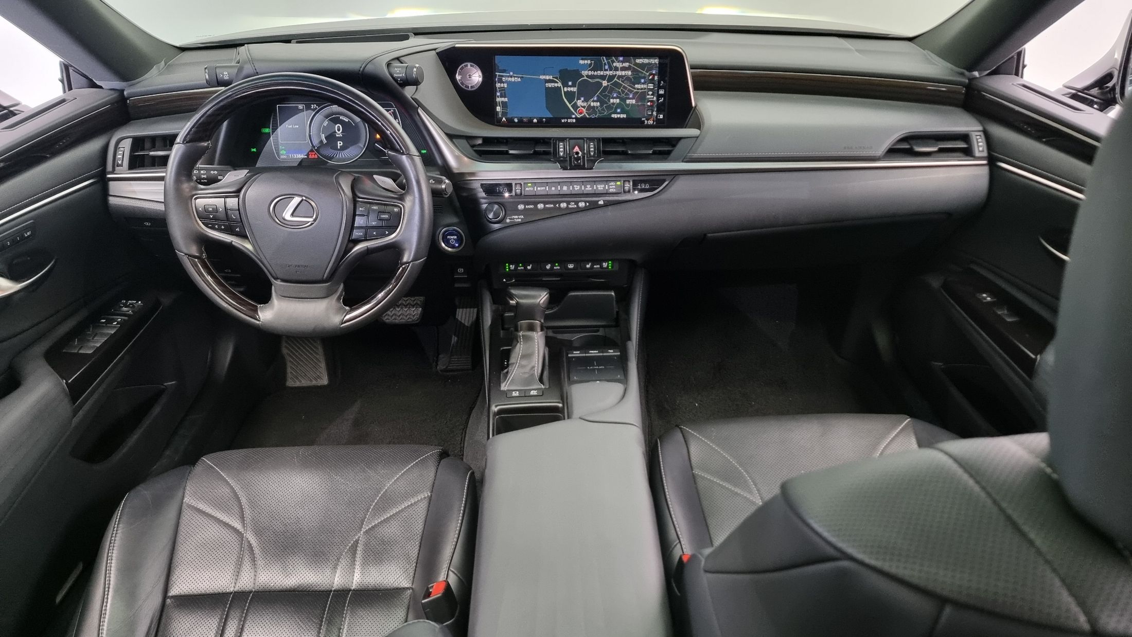 LEXUS ES300H 2018