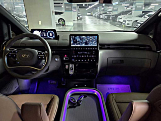 HYUNDAI STARIA 2024
