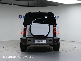 LAND ROVER DEFENDER L663 2024