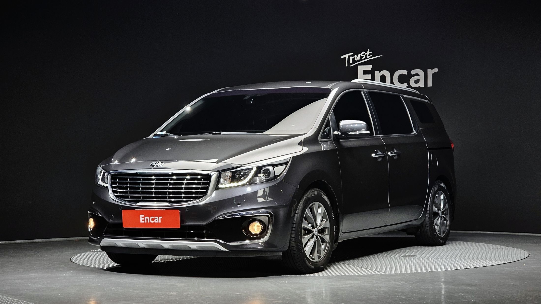 KIA CARNIVAL 2018