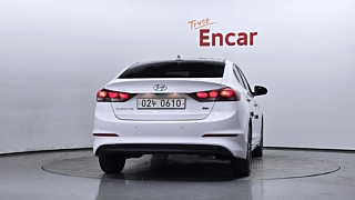 HYUNDAI AVANTE AD 2016