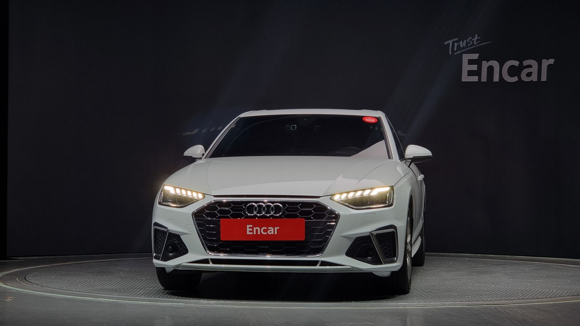 AUDI A4 B9 2020