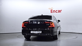 VOLVO S90 2019