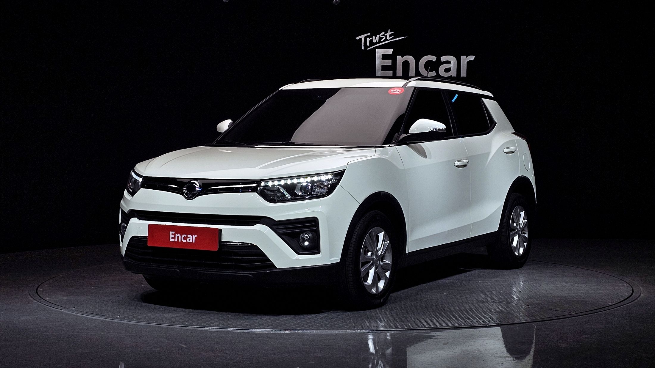 SSANGYONG TIVOLI VERY NEW 2020