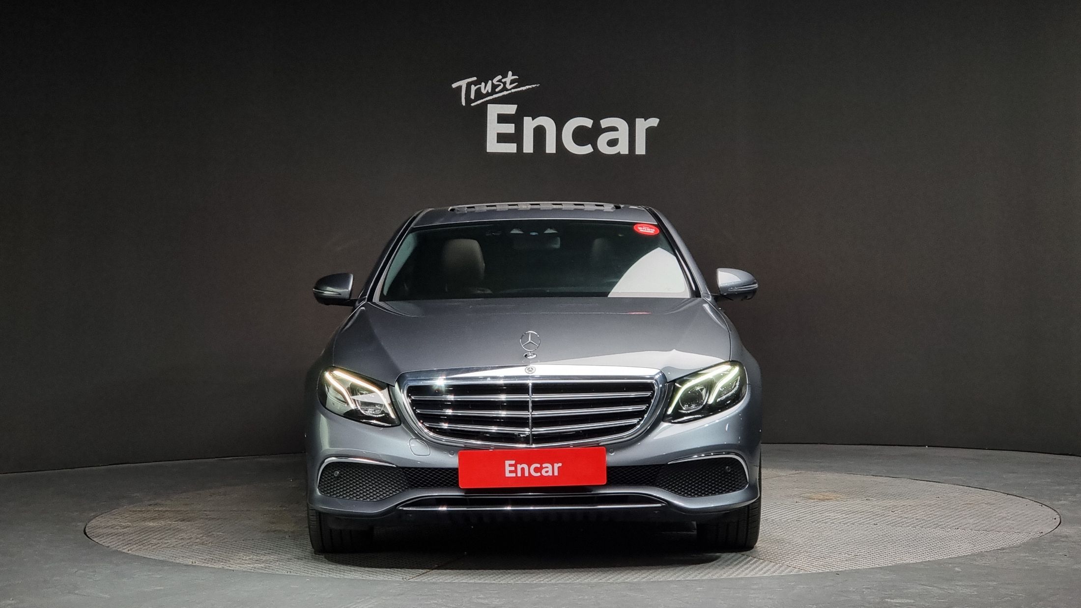 MERCEDES BENZ E-CLASS W213 2018