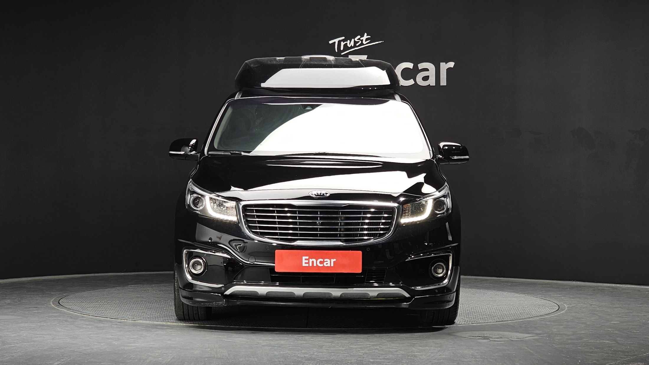 KIA CARNIVAL 2017