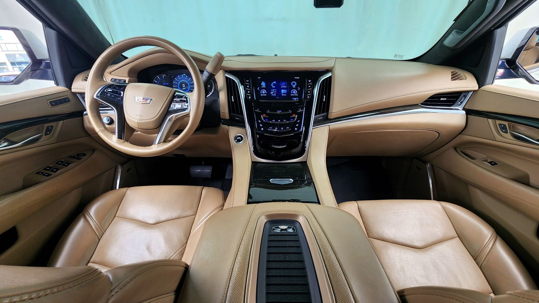 CADILLAC ESCALADE 2020