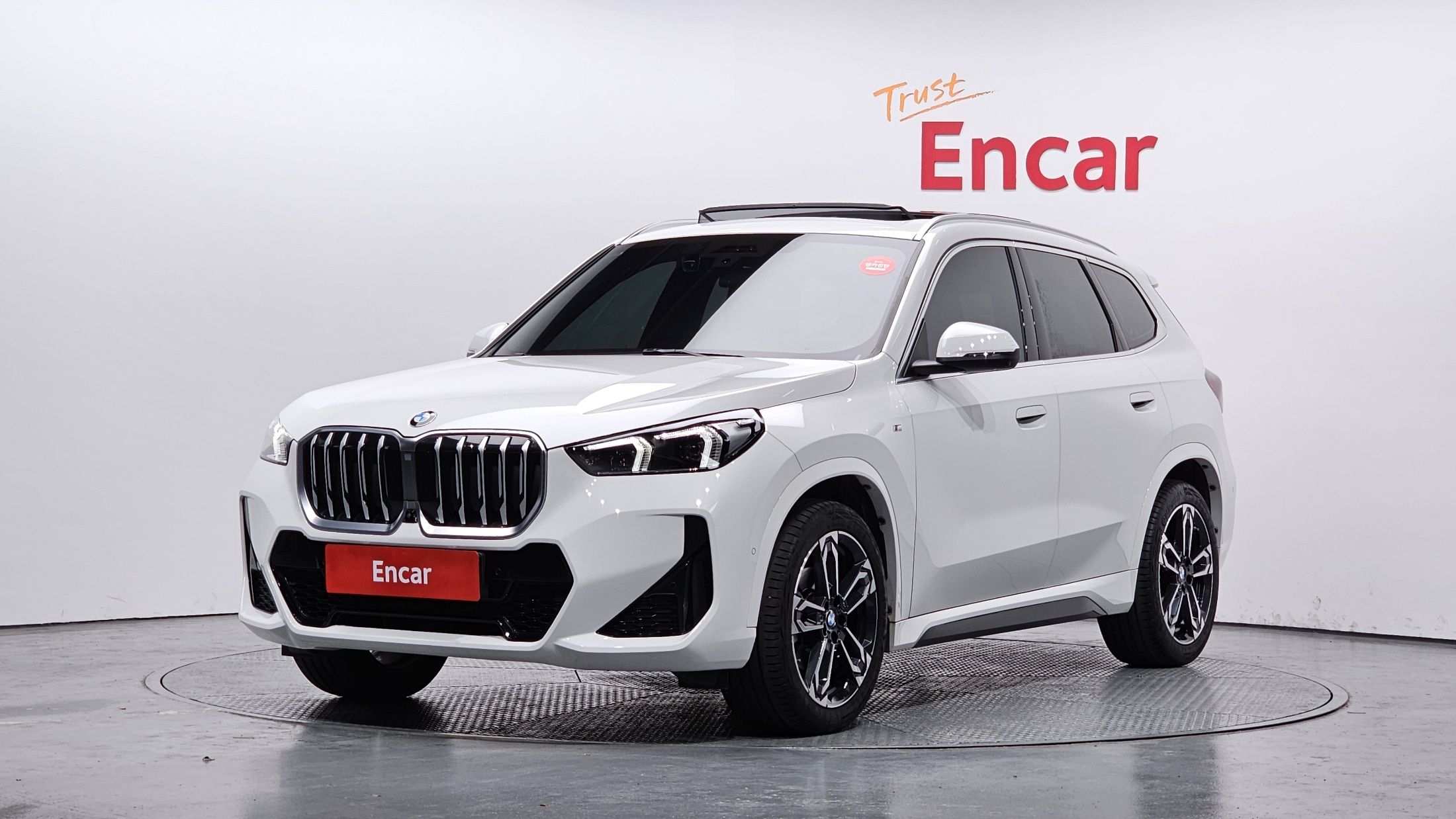 BMW X1 U11