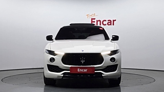 MASERATI LEVANTE 2017