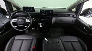 HYUNDAI STARIA 2022
