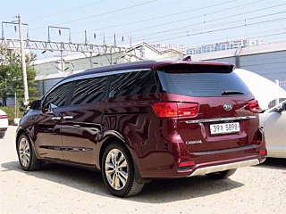 KIA CARNIVAL 2018