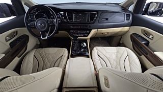 KIA CARNIVAL 2017