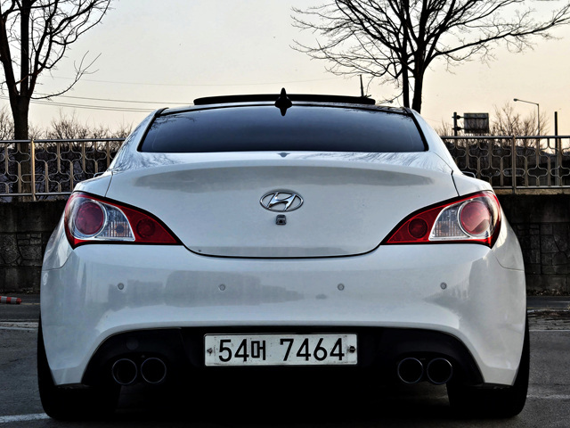 HYUNDAI GENESIS COUPE 2009
