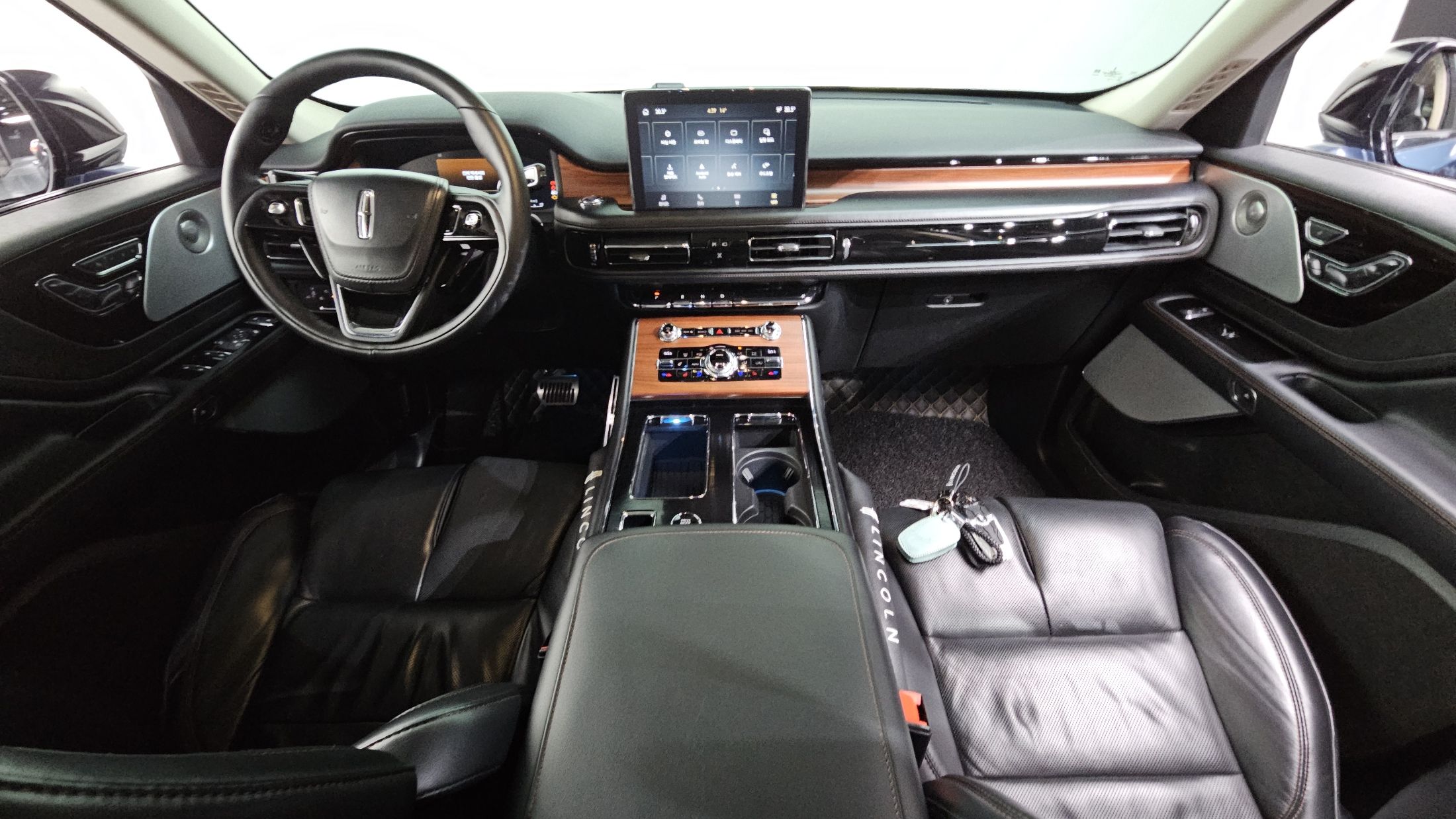 LINCOLN AVIATOR 2019