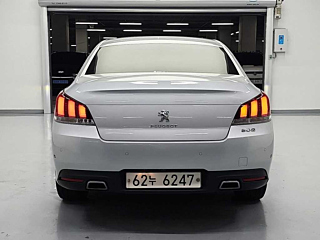 PEUGEOT 508 2018