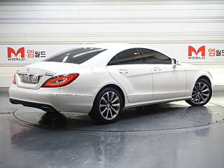 MERCEDES BENZ CLS-CLASS W218 2016