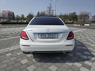 MERCEDES BENZ E-CLASS W213 2016