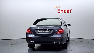 MERCEDES BENZ E-CLASS W213 2017